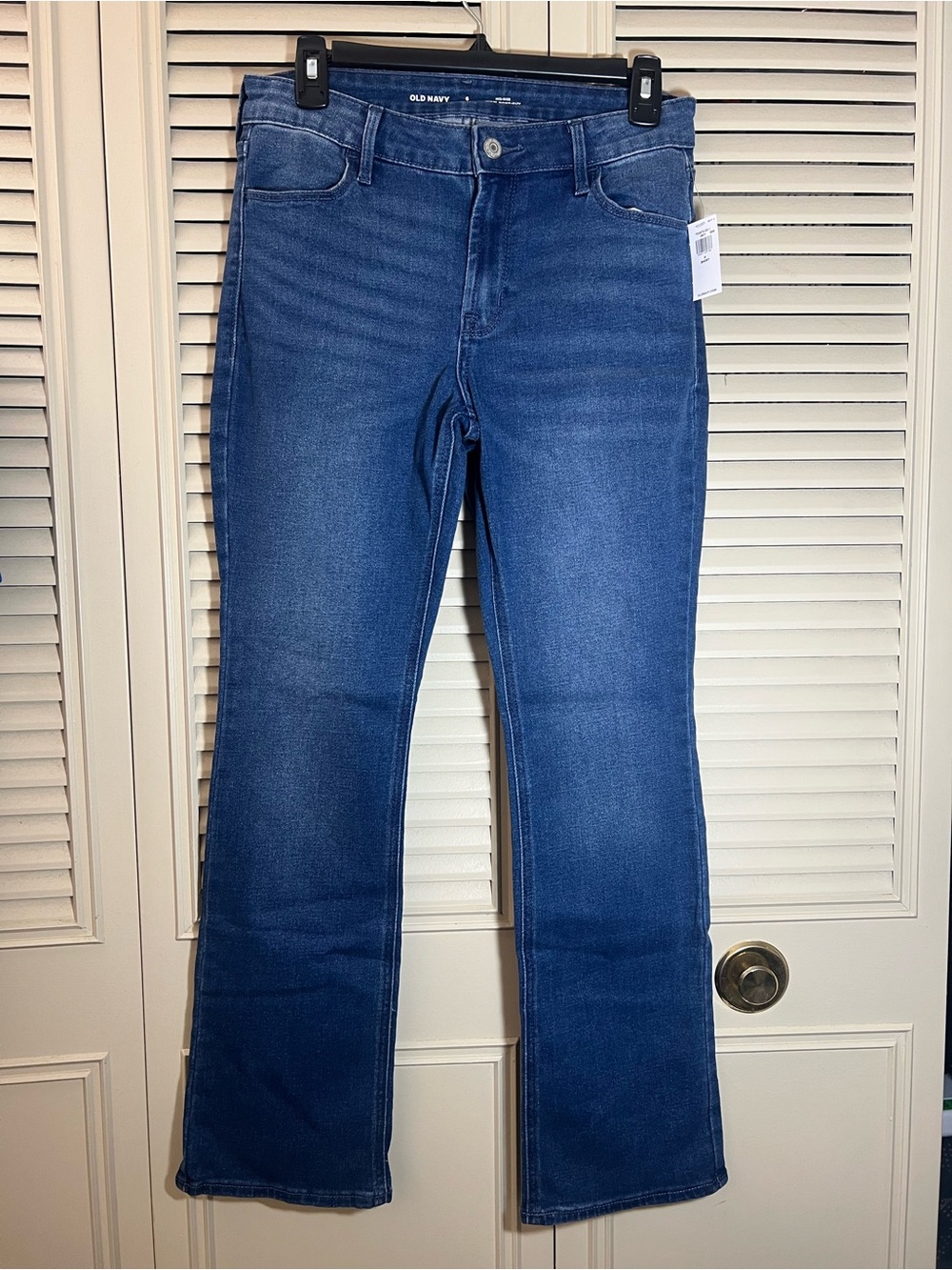 Mid-Rise Wow Boot-Cut Jeans